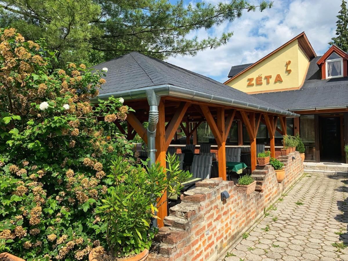 Hotel Zeta Lenti Exterior photo